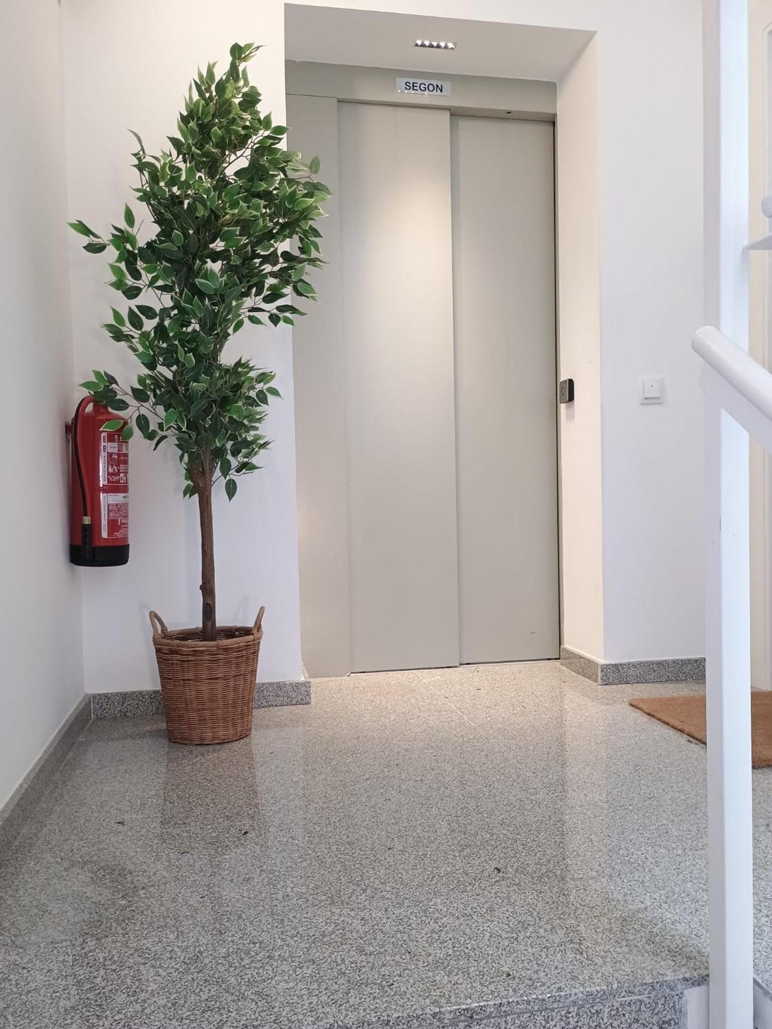 Centric Apartment Camp Nou L'Hospitalet de Llobregat Bagian luar foto